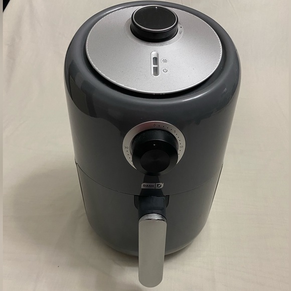 Dash Kitchen Dash Compact Air Fryer Poshmark